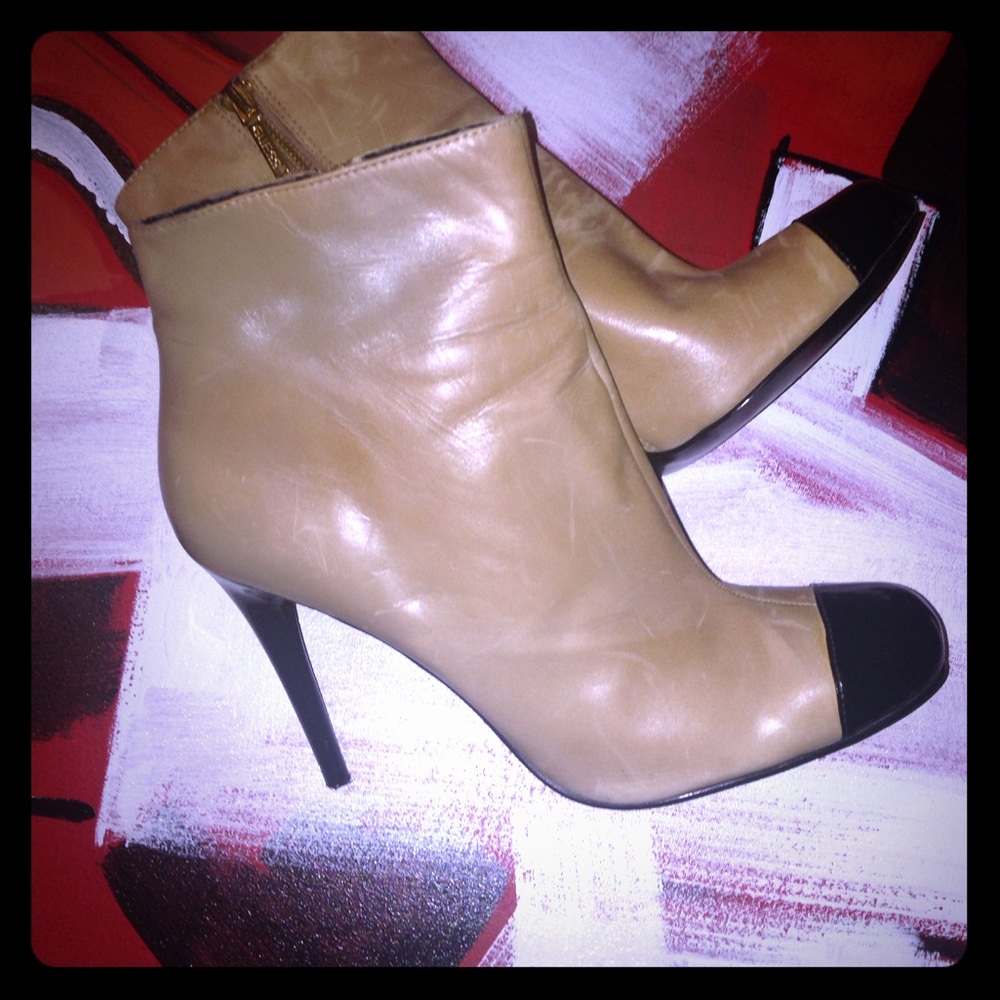 Booties #Guess