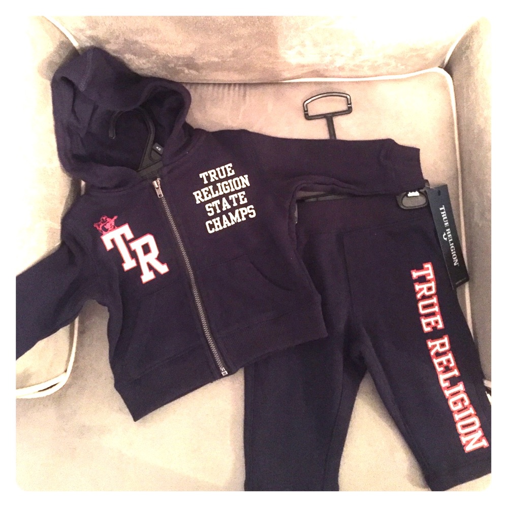 True Religion Infant Sweat Suit (6 Month)