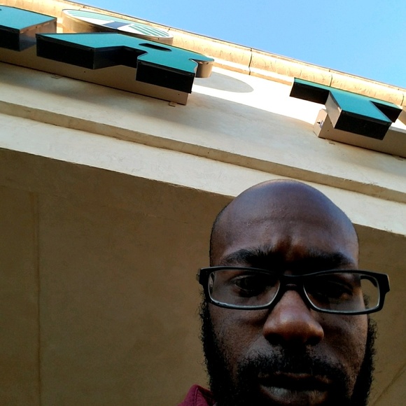 Meet your Posher, Carl - Picture 1 of 1