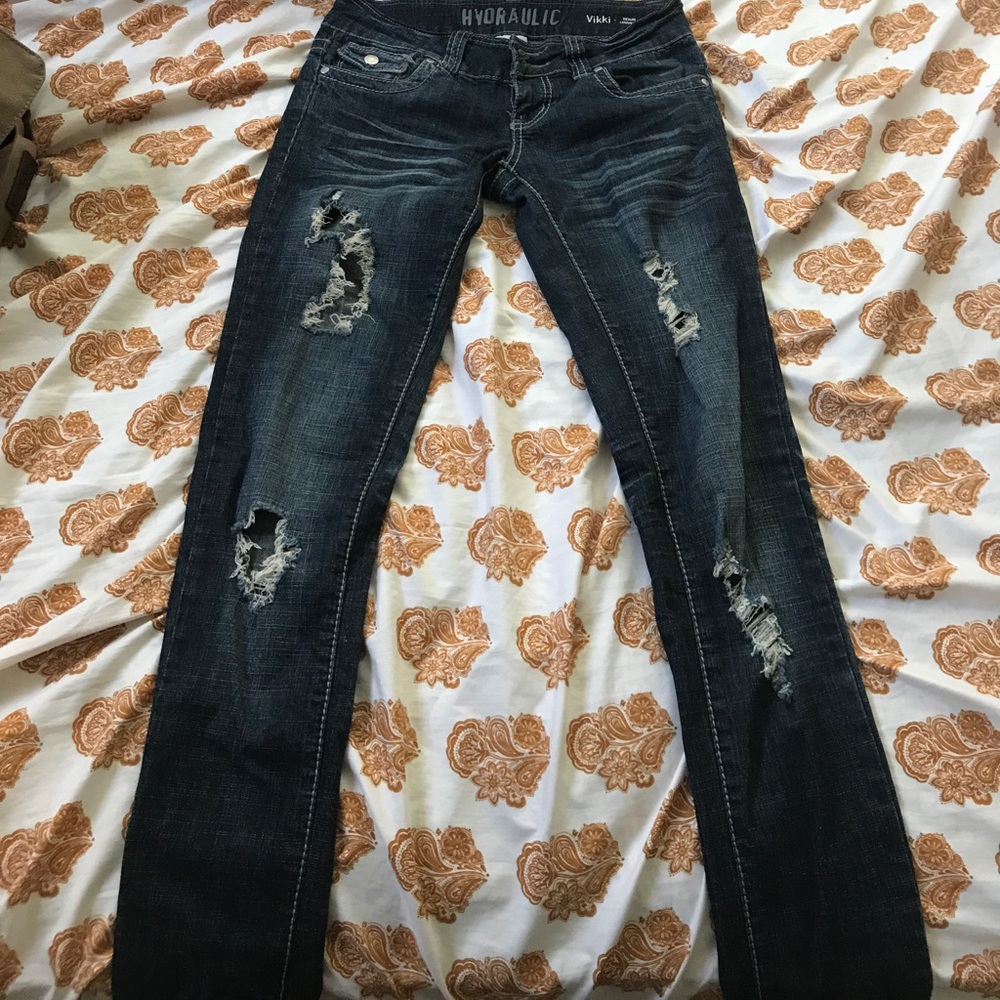 Ripped Skinny jeans