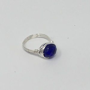 💙FINAL PRICE 💙Wire Ring /Dark Blue Stone