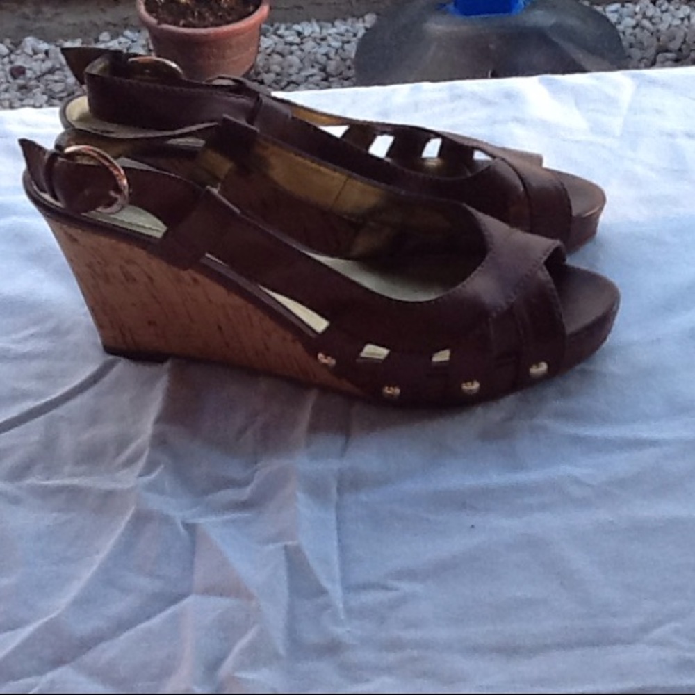 Wedges - Picture 2 of 2