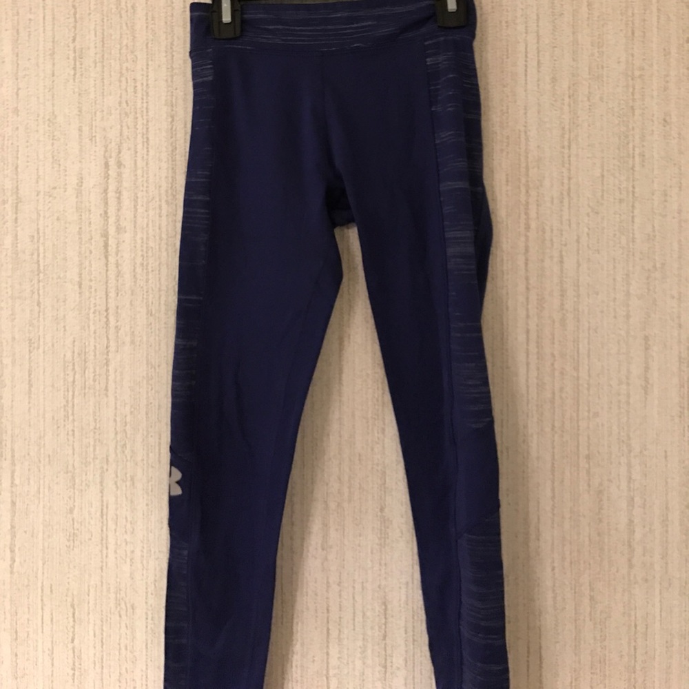 Under Armor girls medium leggings