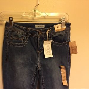 NWT Mudd Skinny Boot jeans sz 1