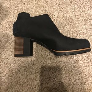 Sorel never been wore heels!