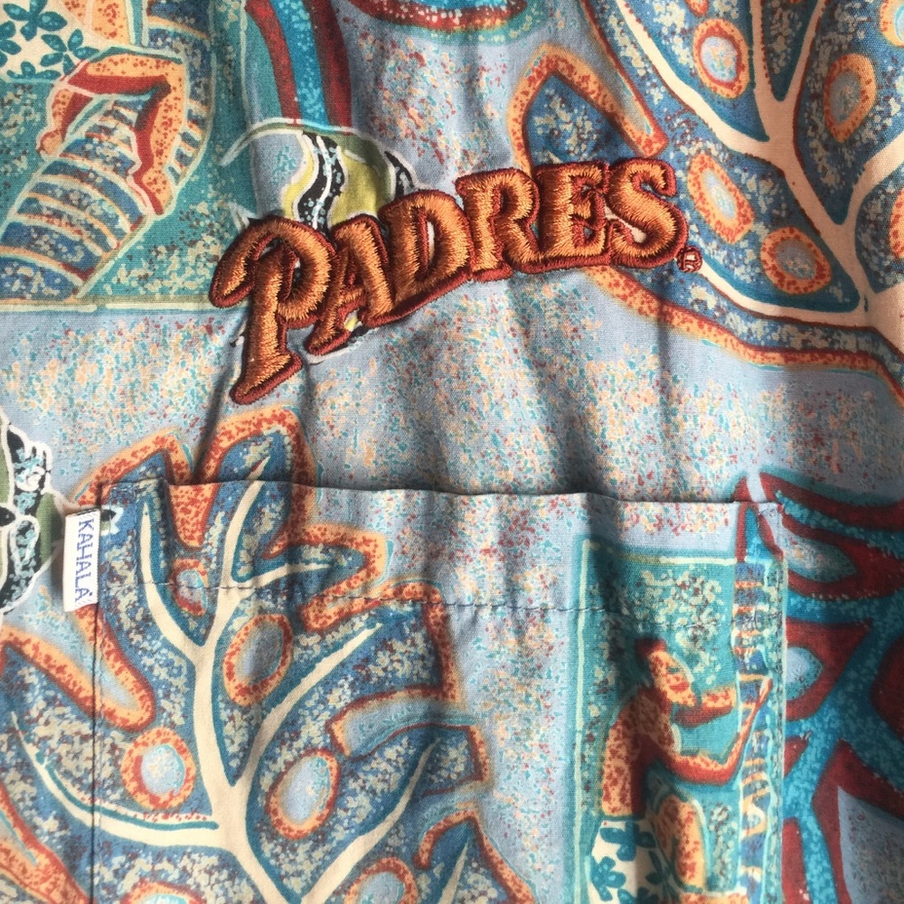 Vintage Hawaiian shirt with Padres patch