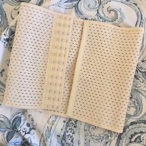 Waist Trainer Size M