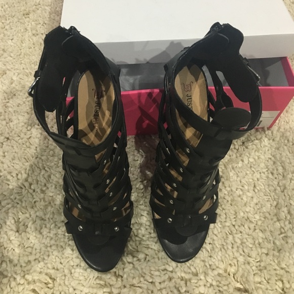 JustFab Tallie Heels - Picture 3 of 8