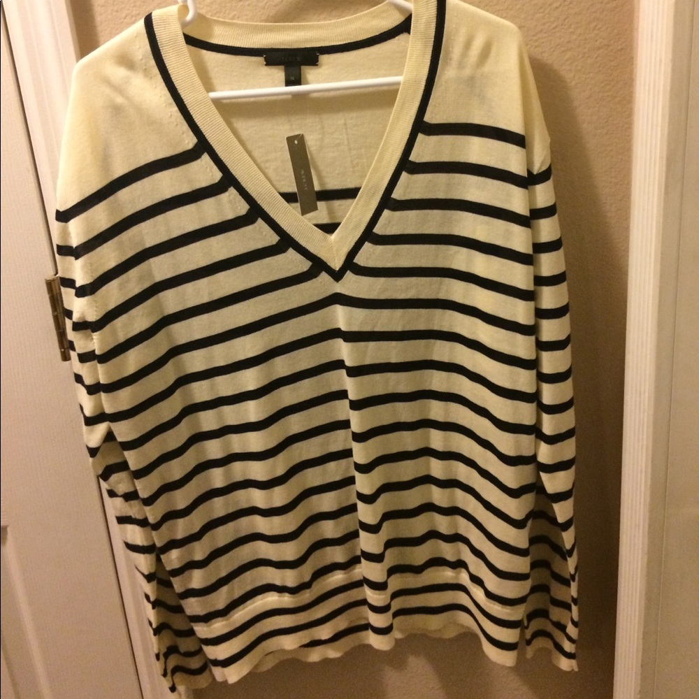 NWT J. Crew pull over sweater