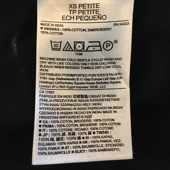 🎈SALE🎈Banana Republic Black Eyelet Top - Picture 4 of 4