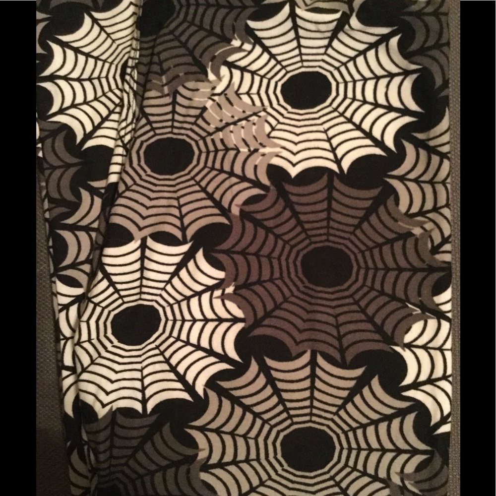 Lularoe OS spiderweb leggings. Unicorn Alert