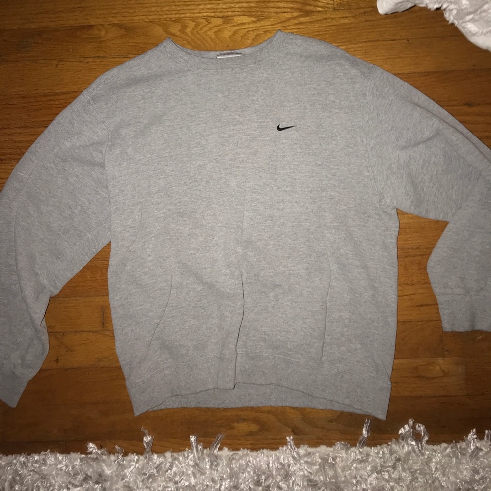 Gray Nike sweatshirt