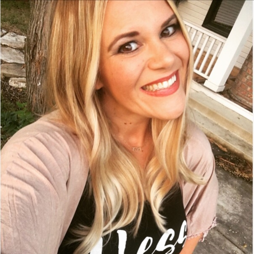 Meet your Posher, Dana