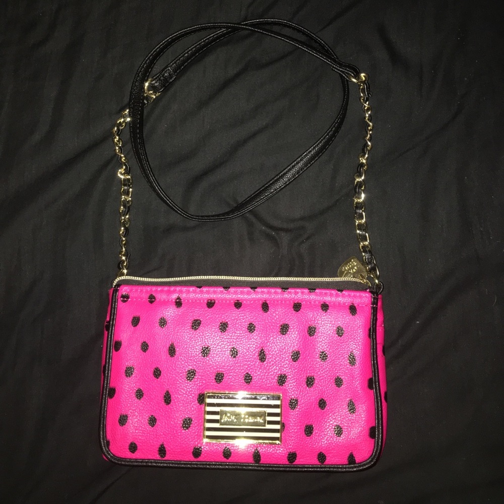 🎀Betsey Johnson🎀Fuchsia BLK  Stripe Crossbody 👜