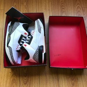 NIKE AIR JORDAN RETRO 3 INFRARED