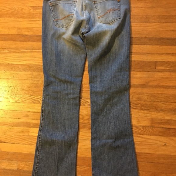 Jeans - Picture 4 of 4