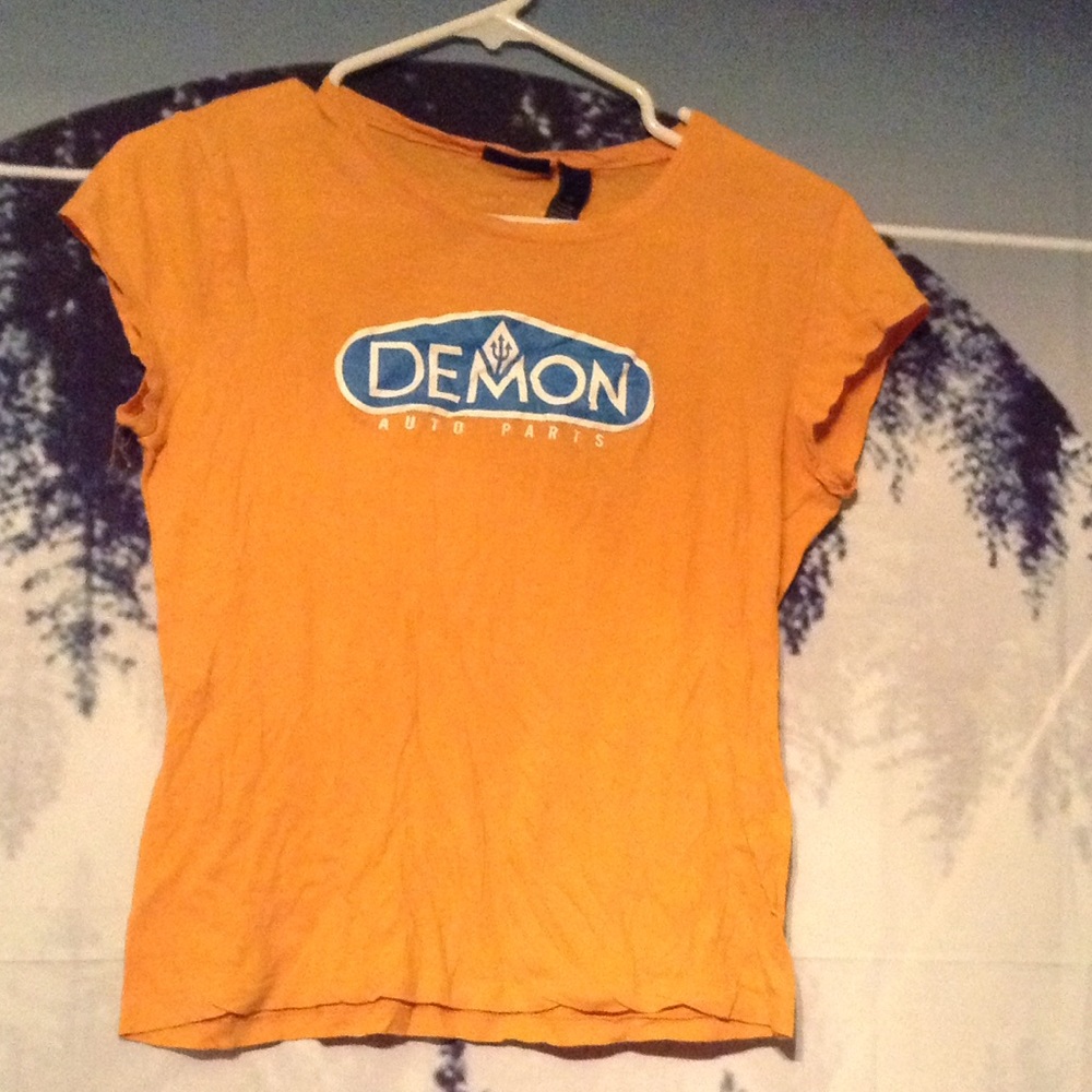 Orange t shirt