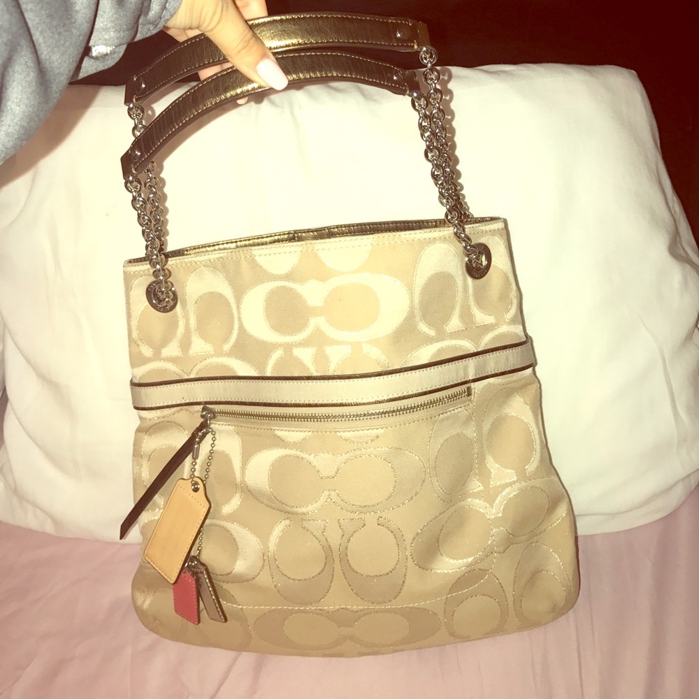 Coach signature Purse
