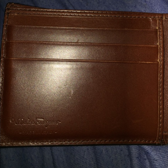 REAL Salvatore Ferragamo Bi-Fold Wallet. Used.