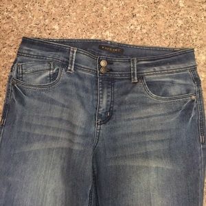 Baccini Wide Boot Cut Flare Jeans