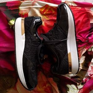 Like New Ted Baker Phressya Trainers