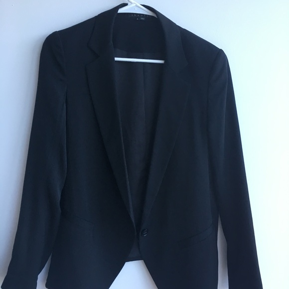 Theory black blazer size 6 - Picture 2 of 5