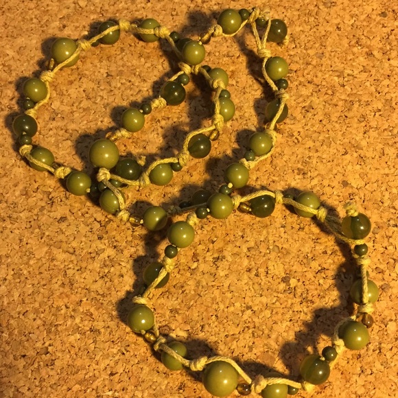 3 Green Bead Beacelets - Picture 1 of 2