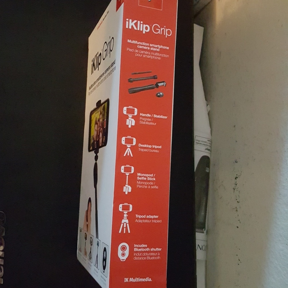 Multifunction smartphone camera stand - Picture 4 of 4