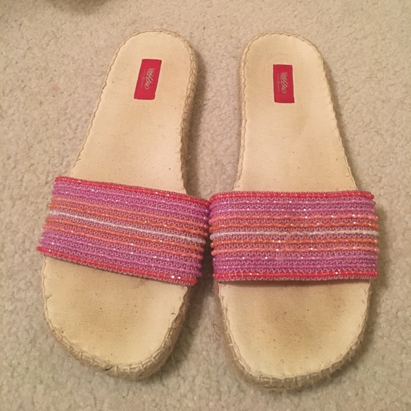 Pink and orange beaded sandals - Picture 2 of 4
