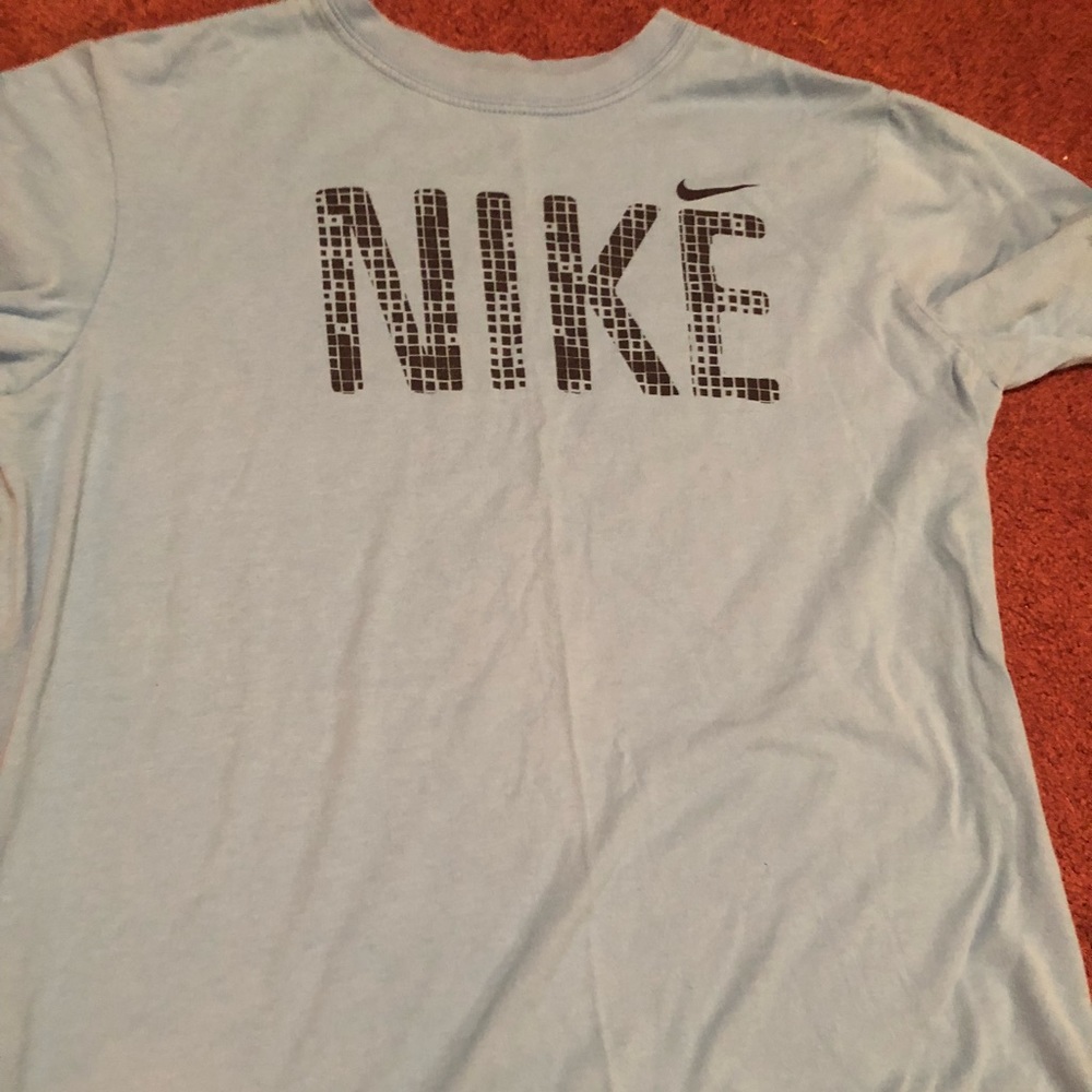 Nike Graphic Tee