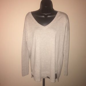 American Eagle Women’s Size Small Grey Sweater