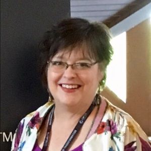 Meet your Posher, Alison