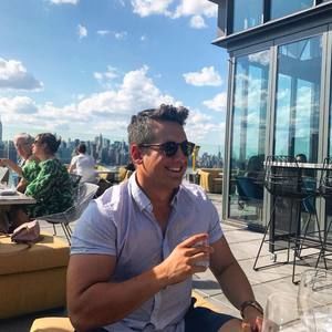 Meet your Posher, Eric