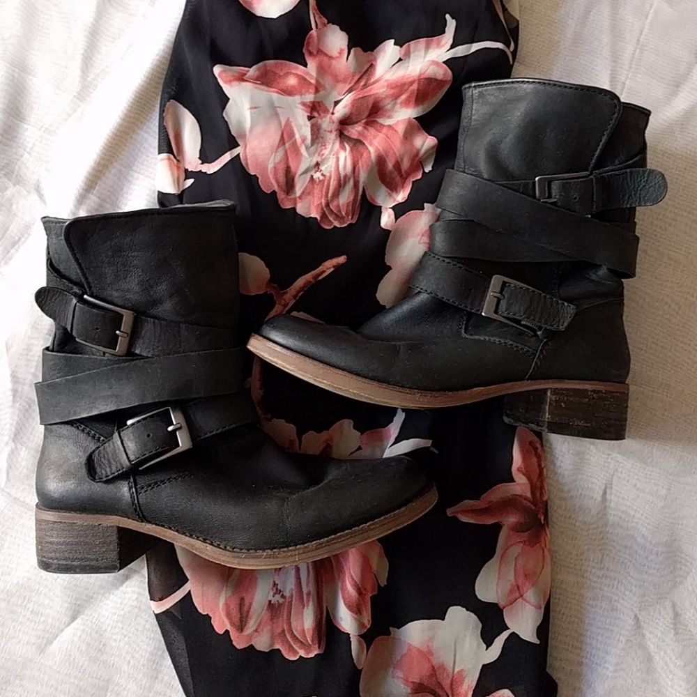 Steve Madden Brewzer Moto Boots