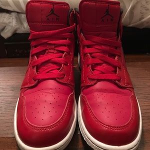 Nike/Jordan high tops