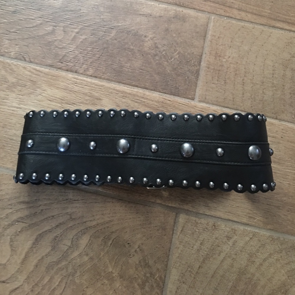 Black Belt with Silver Design