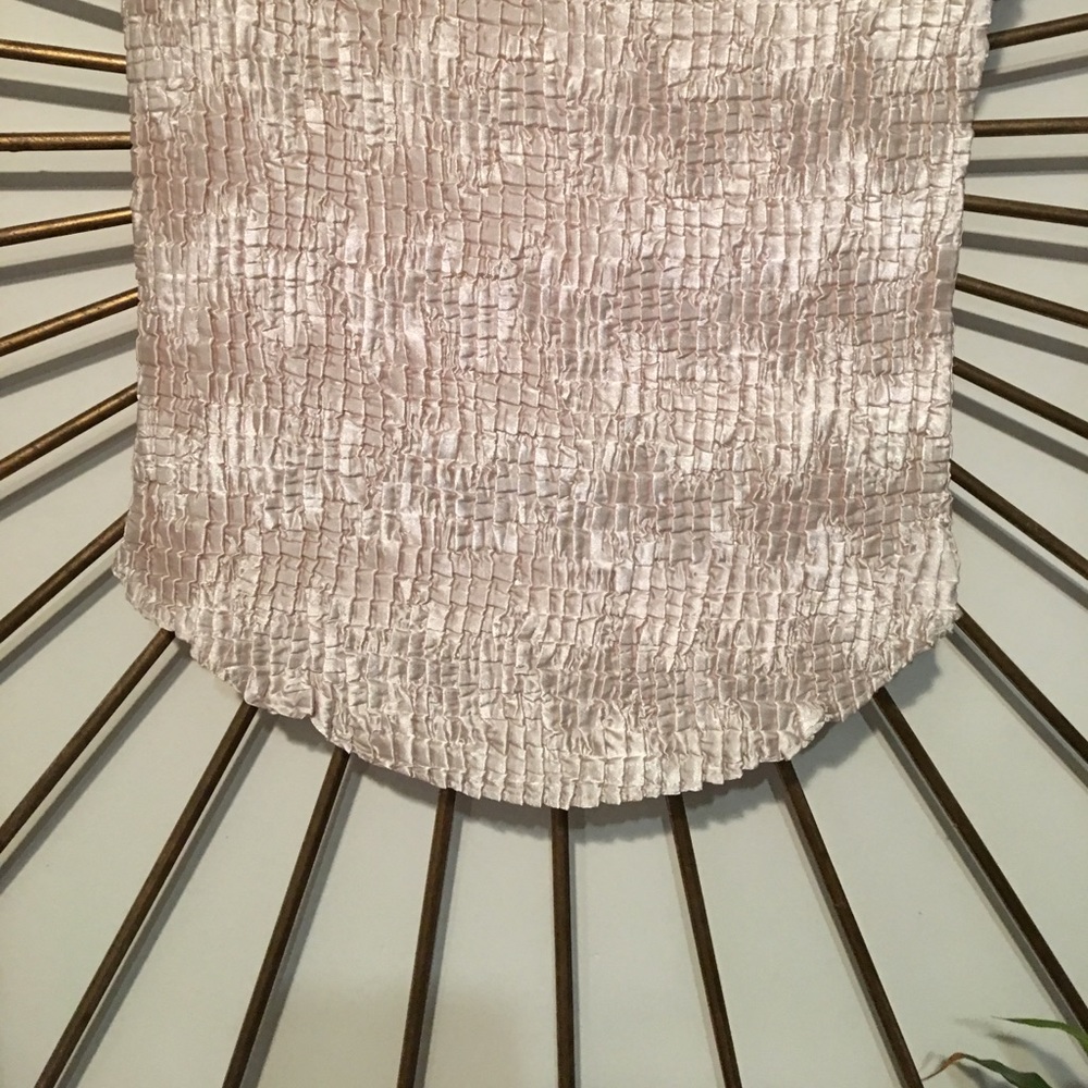 Top - Picture 3 of 5