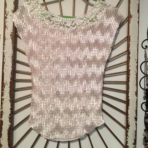 Top - Picture 5 of 5