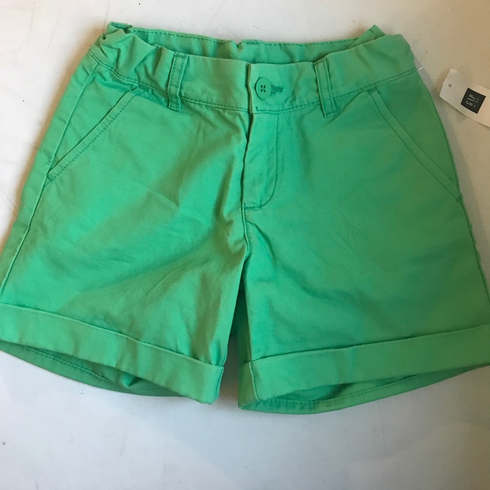 Gap kids green shorts