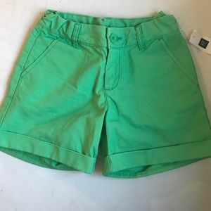 Gap kids green shorts