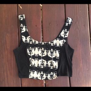 ☀️EUC Urban Outfitters Silence + Noise Crop Top ☀️EUC Urban Outfitters Silence + Noise Crop Top