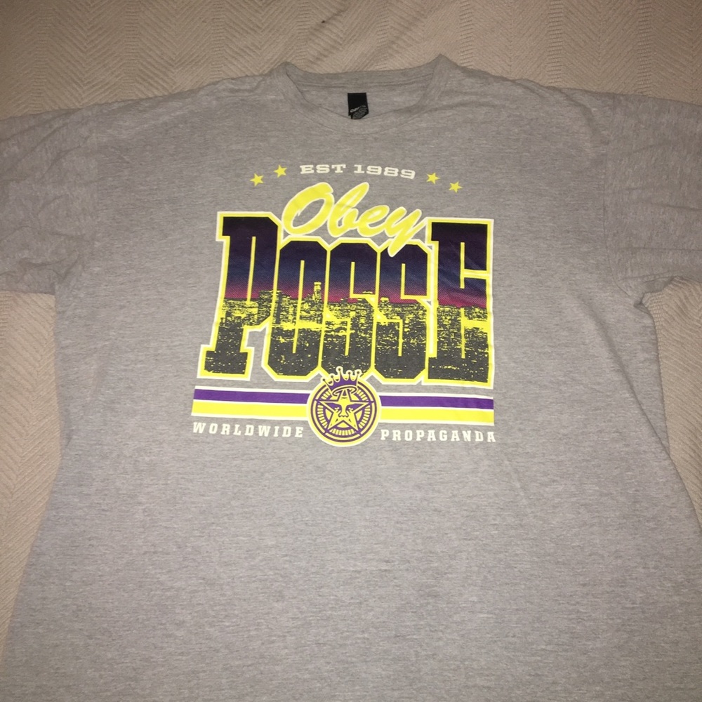 OBEY T SHIRT