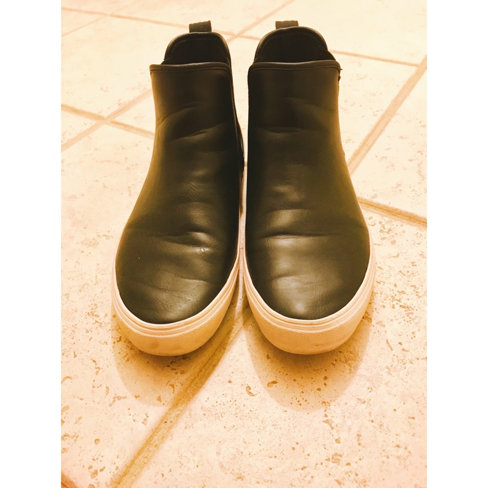 Old Navy Slip on High Top Sneaker Size 10 Blk