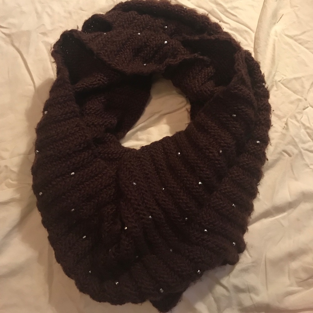 Burgundy infinity scarf