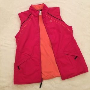 Danskin vest