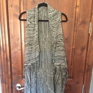 Woven sleeveless sweater