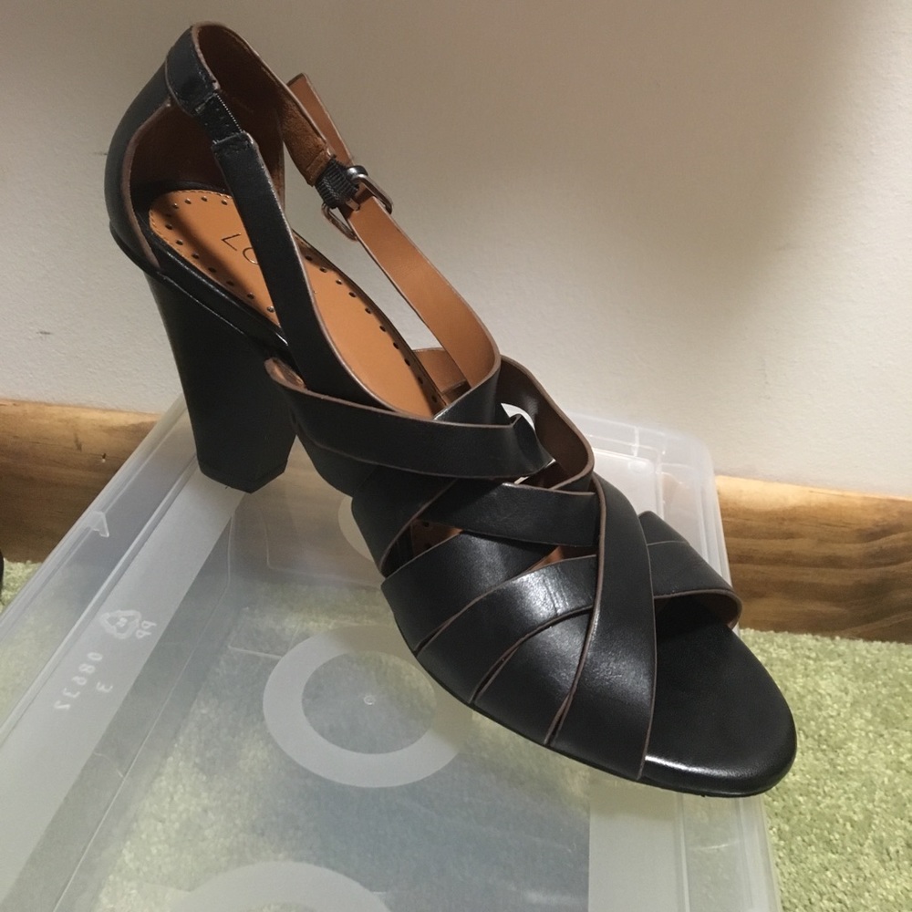 high heeled sandals