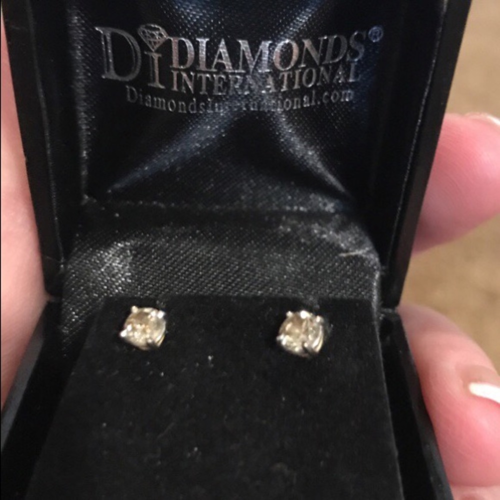 Diamond earrings