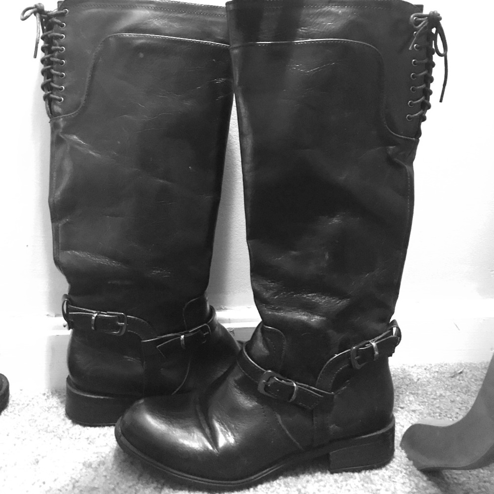 Black Boots