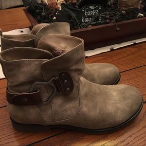 Muk Luks ankle boot